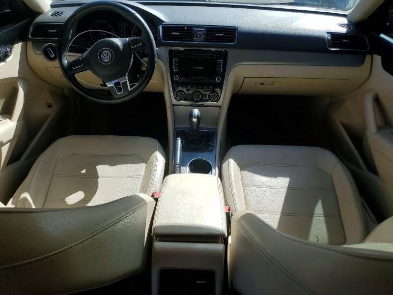 2014 Volkswagen Passat se