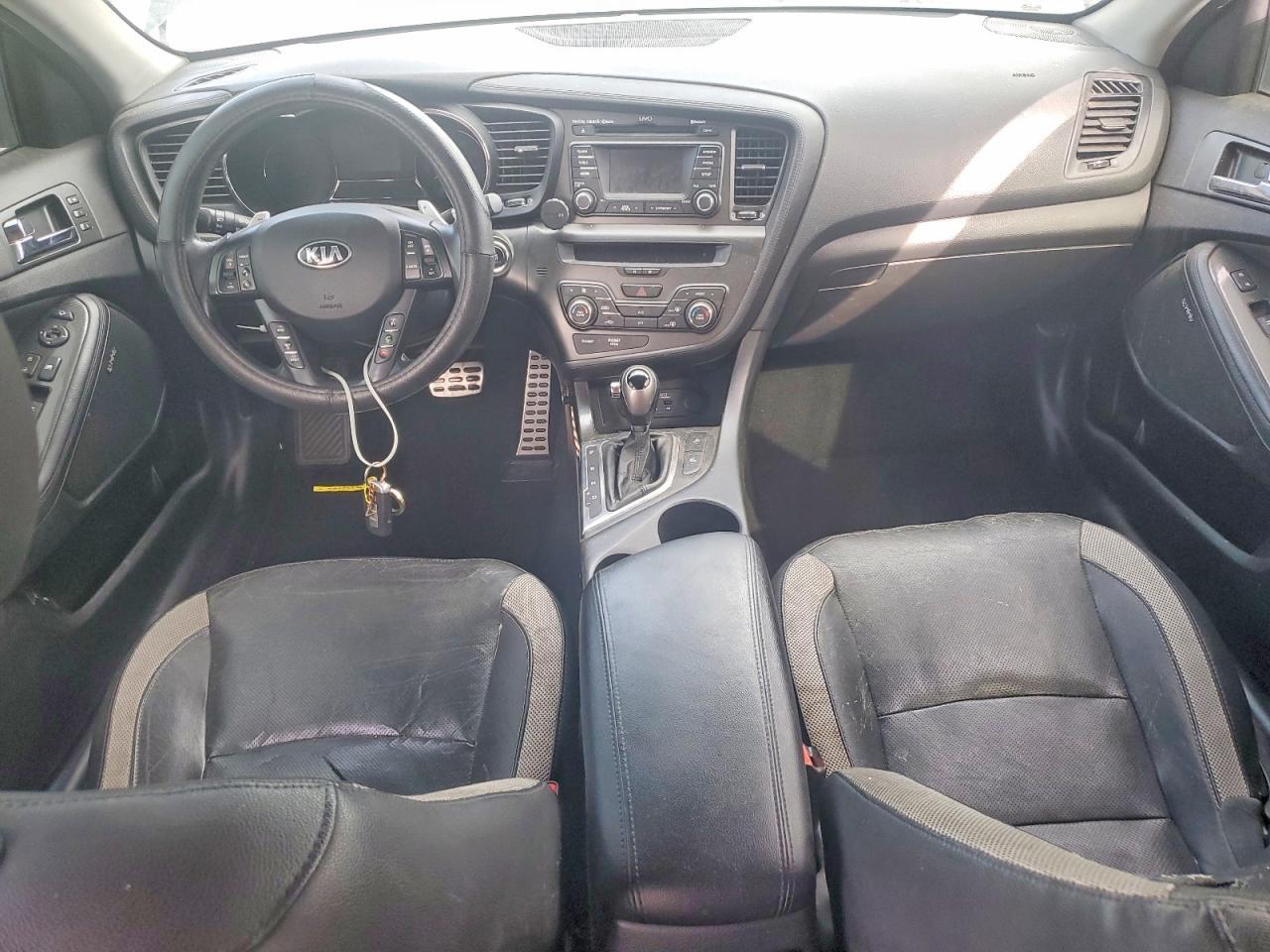 2013 KIA Optima sx