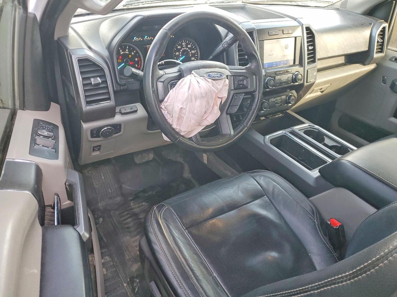 2020 Ford F150 Super cab