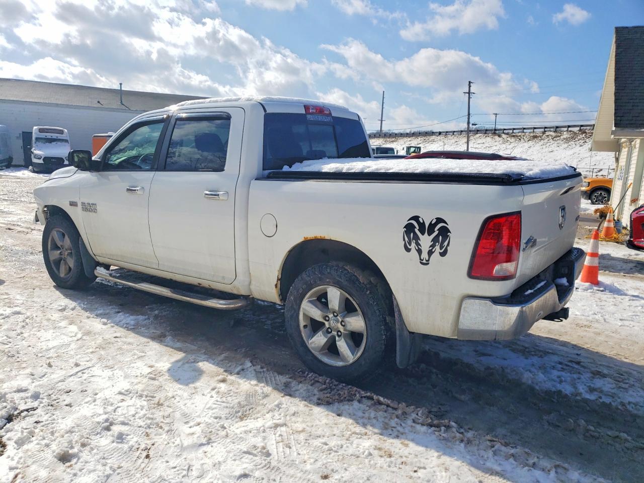 2015 Dodge Ram 1500 slt