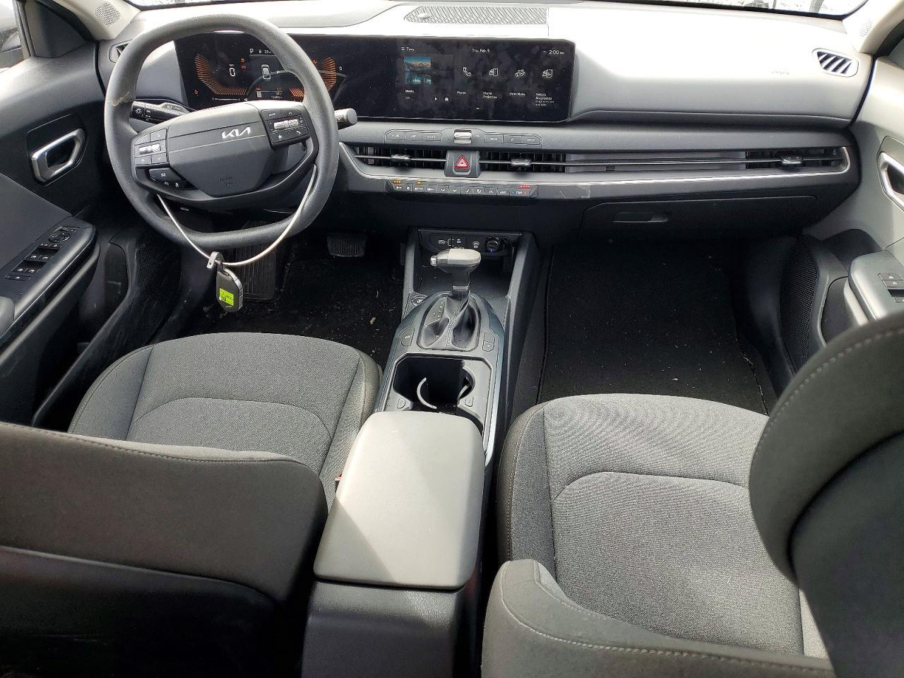 2025 KIA K4 lx