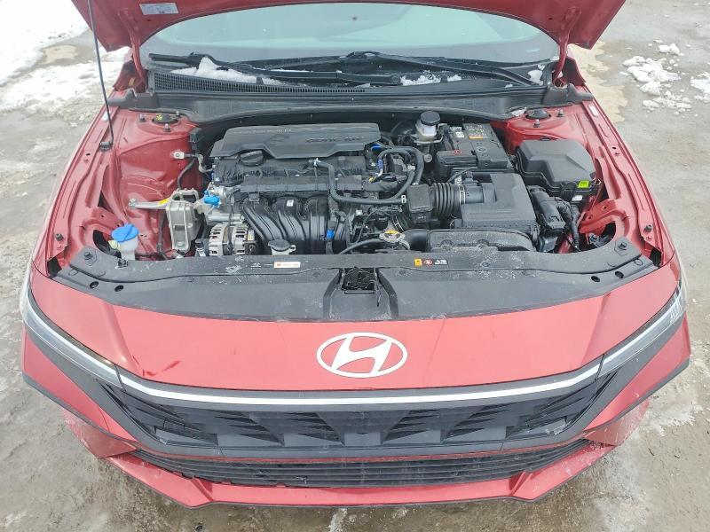 2025 Hyundai Elantra se