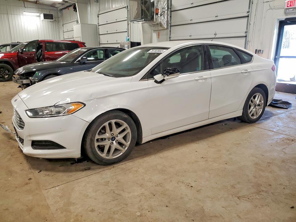 2016 Ford Fusion se
