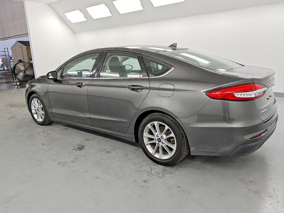 2019 Ford Fusion se
