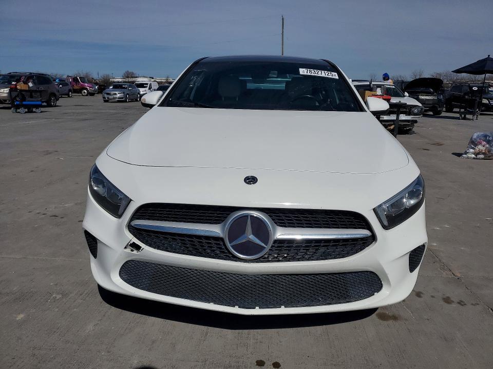 2019 Mercedes-Benz A 220