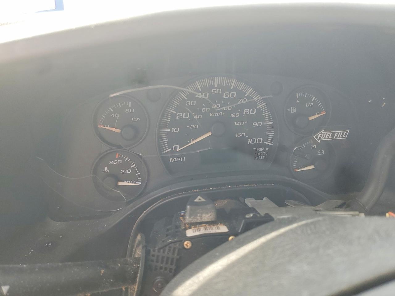 2004 GMC Savana BOX Truck
