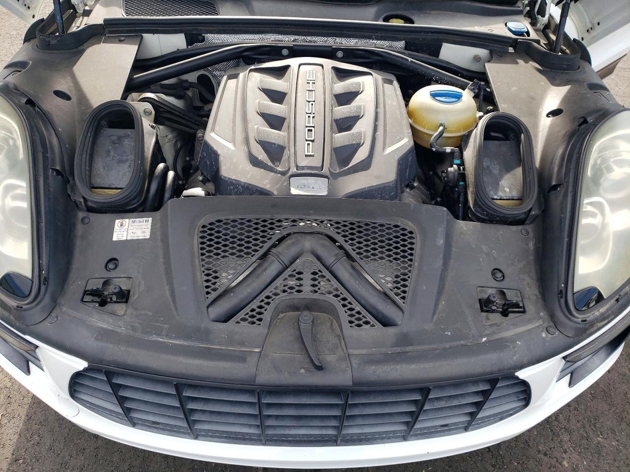 2015 Porsche Macan s
