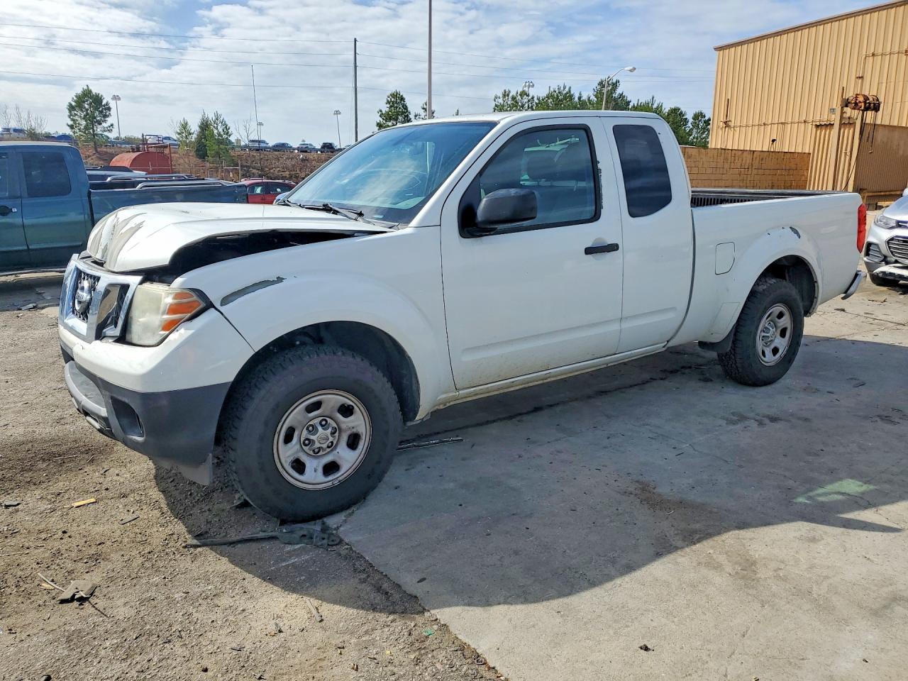 2016 Nissan Frontier s