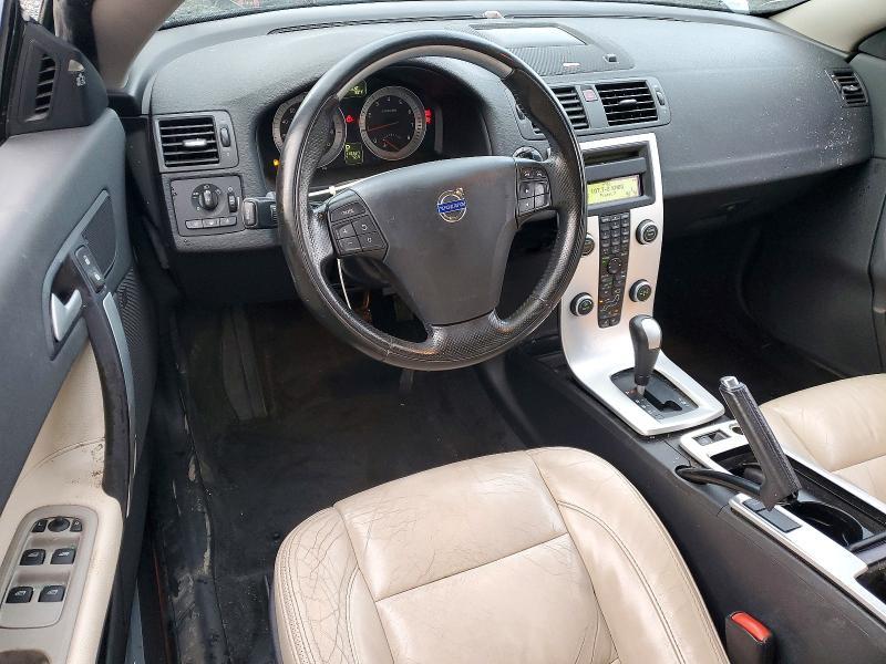 2011 Volvo C70 T5