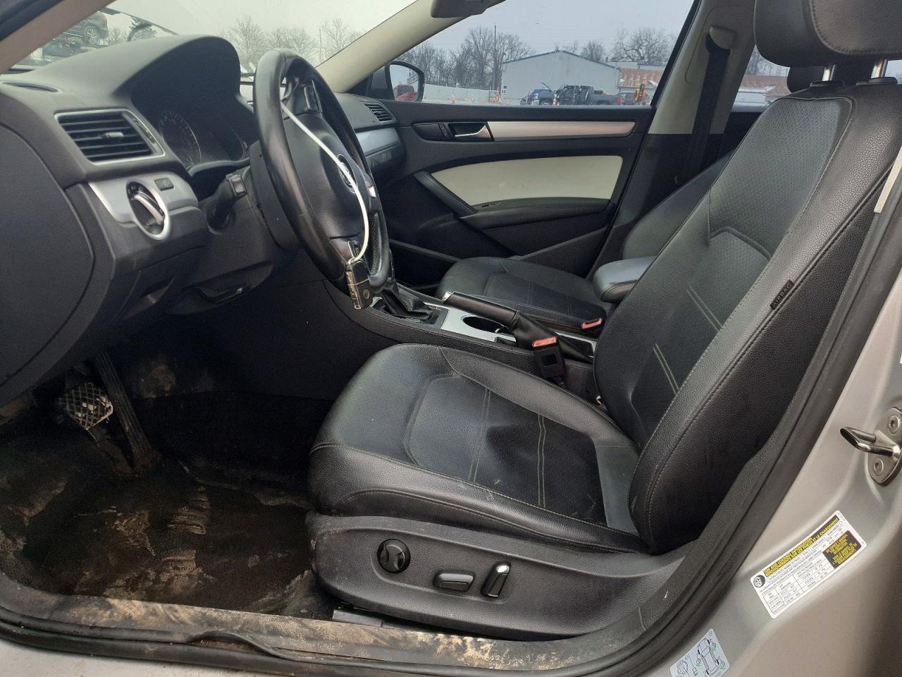 2013 Volkswagen Passat se