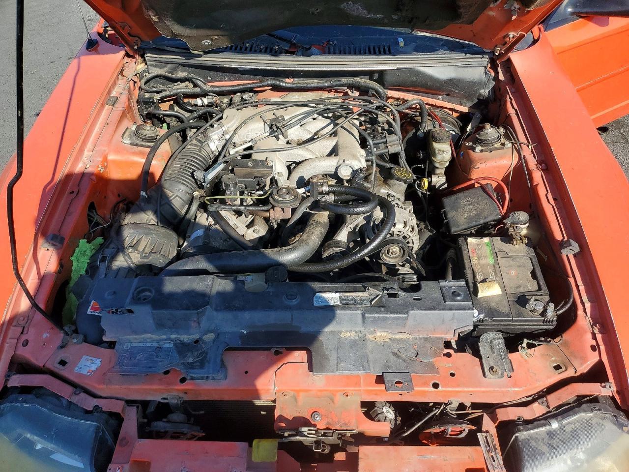 2004 Ford Mustang