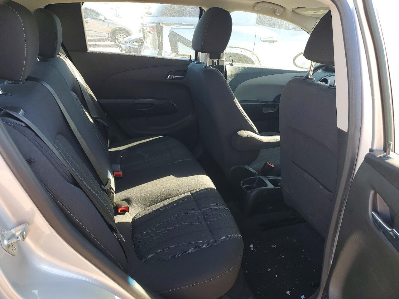 2012 Chevrolet Sonic lt
