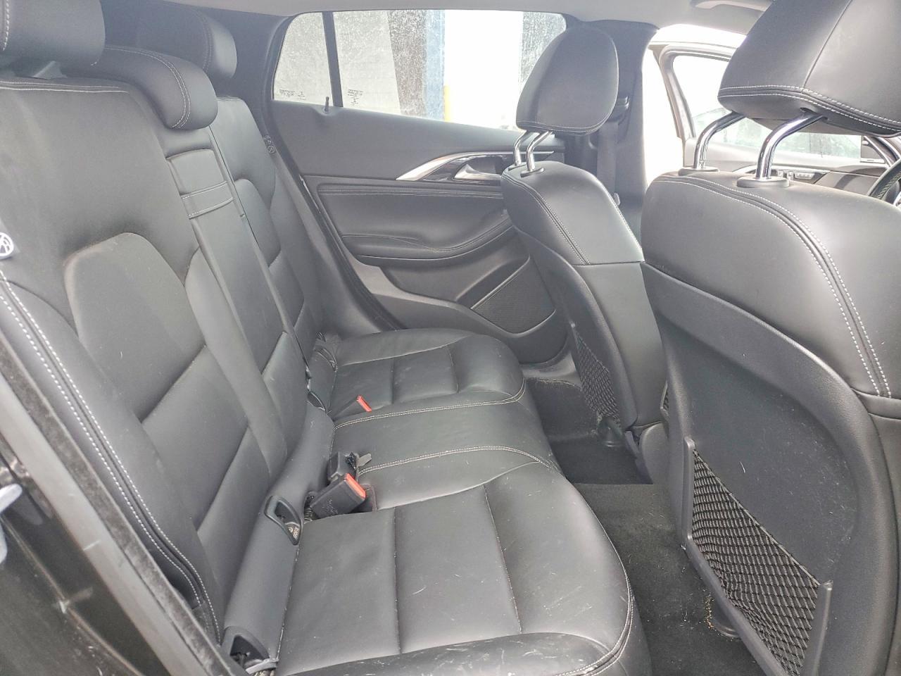 2018 Infinity Qx30