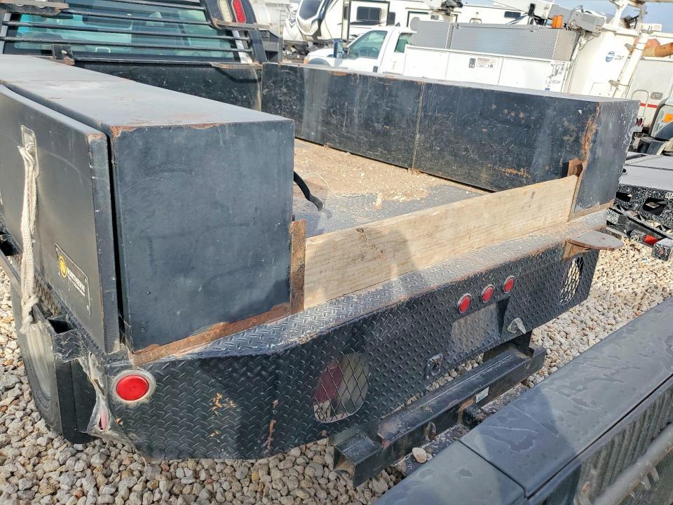 2015 GMC Sierra Flatbed Truck