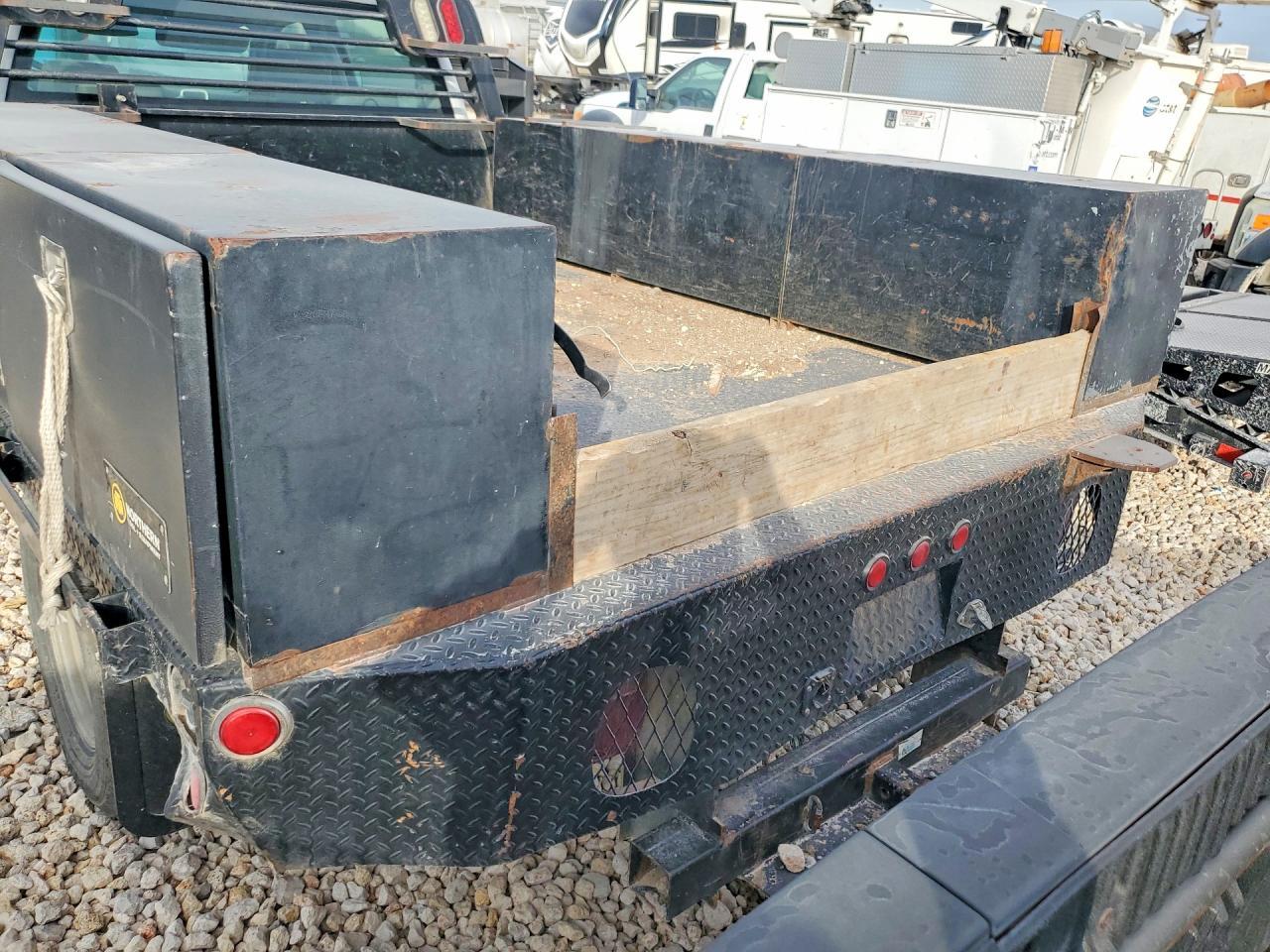 2015 GMC Sierra Flatbed Truck