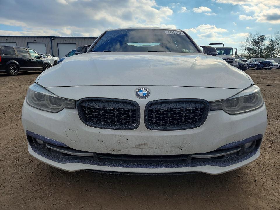 2018 BMW 330 xi