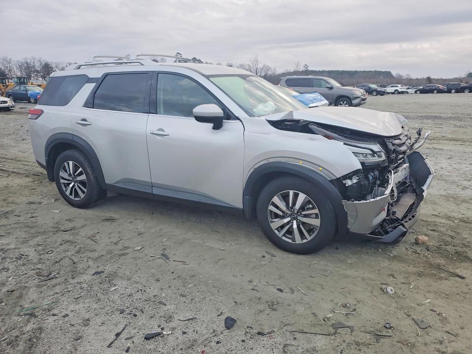 2024 Nissan Pathfinder sl