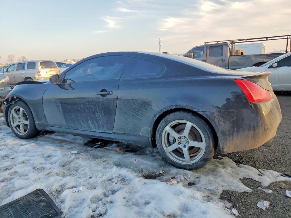 2011 Infinity G37