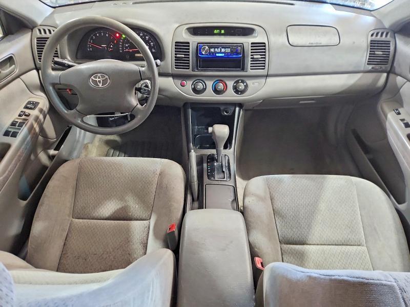 2004 Toyota Camry le V6