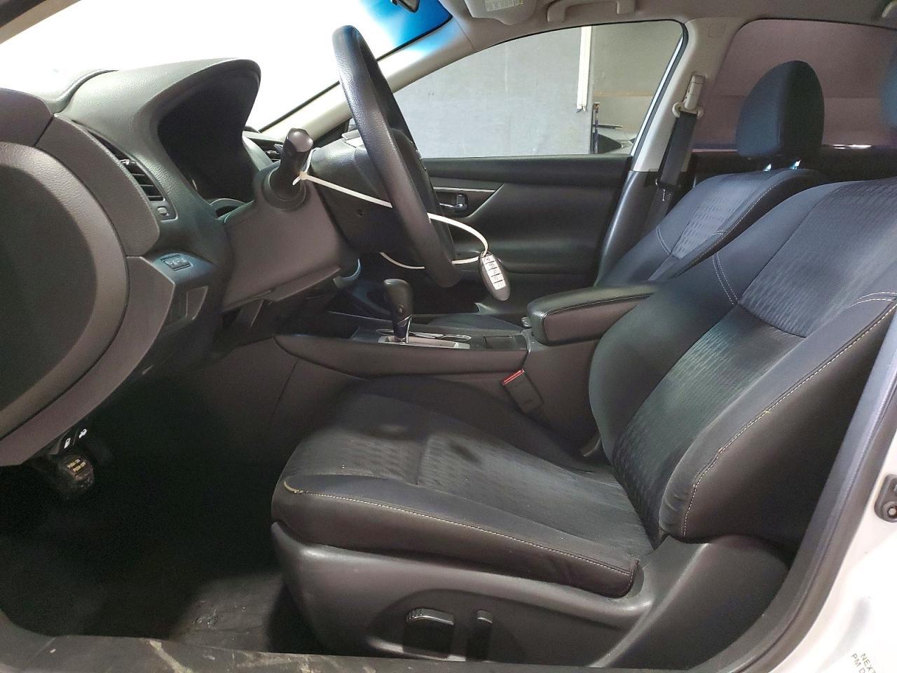 2017 Niss Altima 2.5