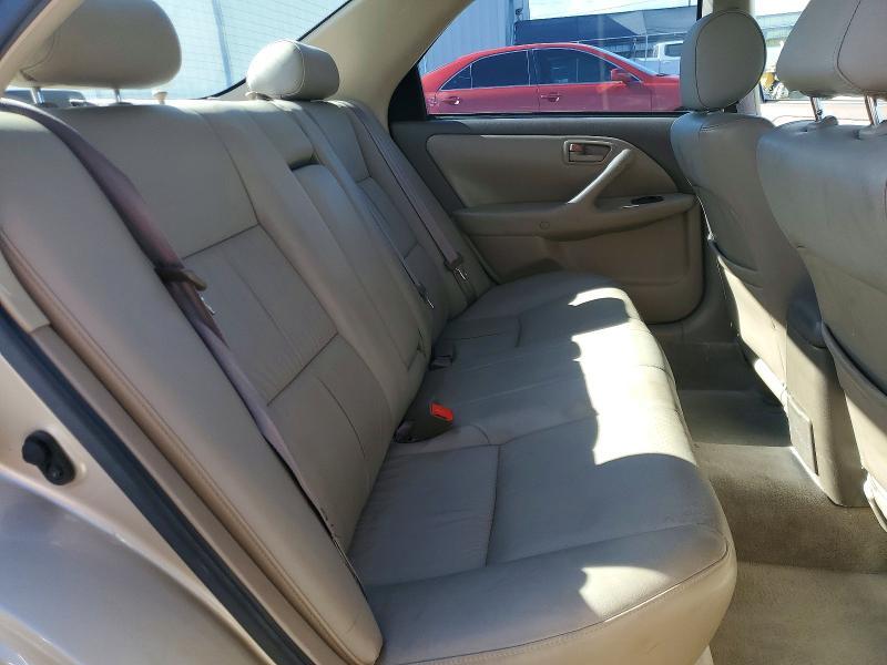 2001 Toyota Camry le V6