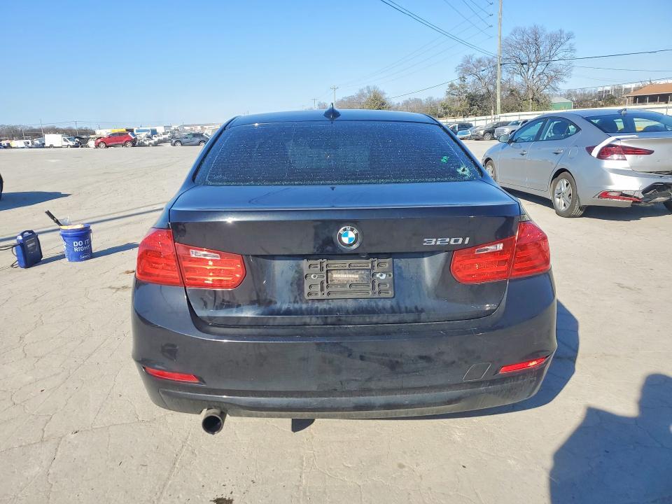 2015 BMW 320 i