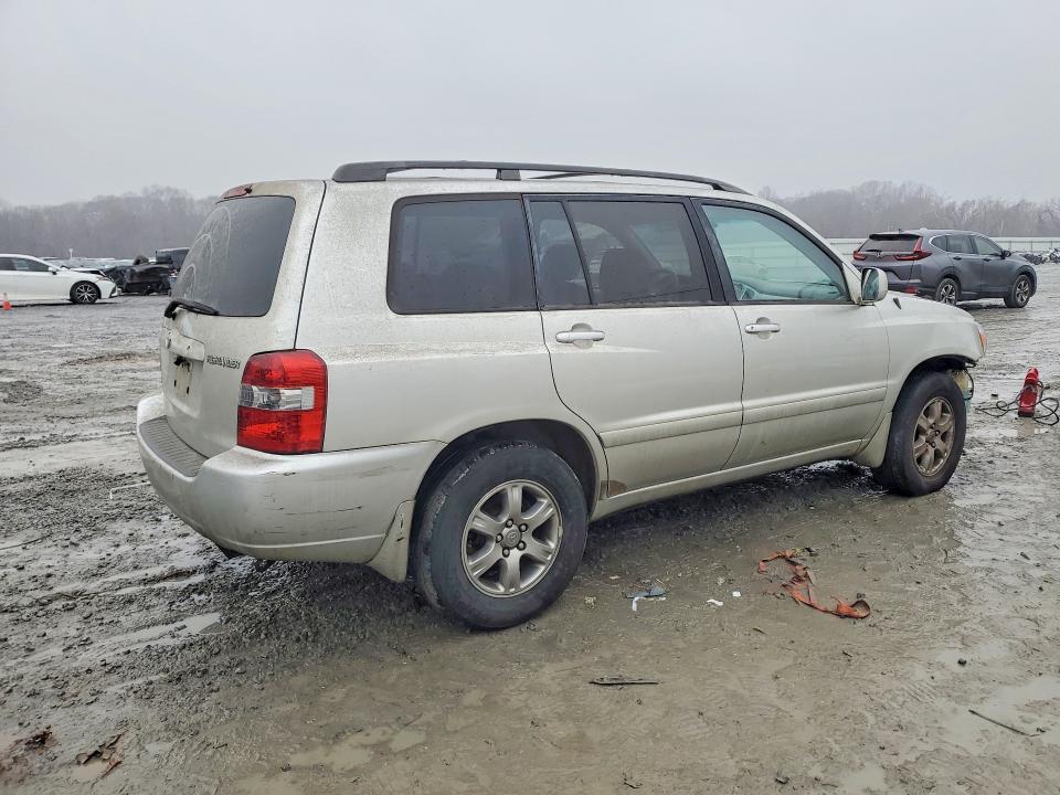 2005 Toyota Highlander Limited