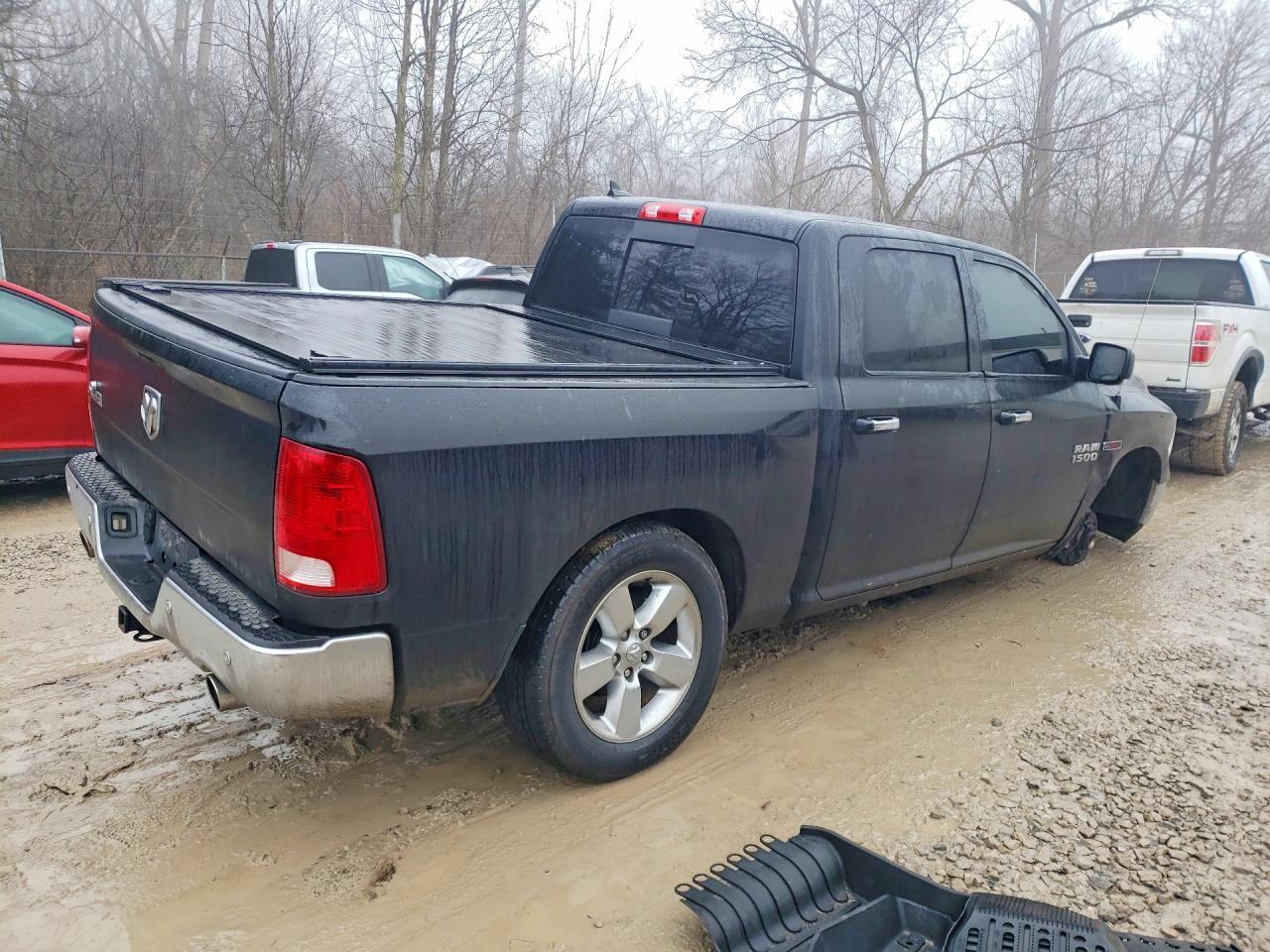 2016 Dodge RAM 1500 SLT