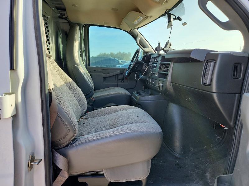 2022 Chevrolet Express G2500