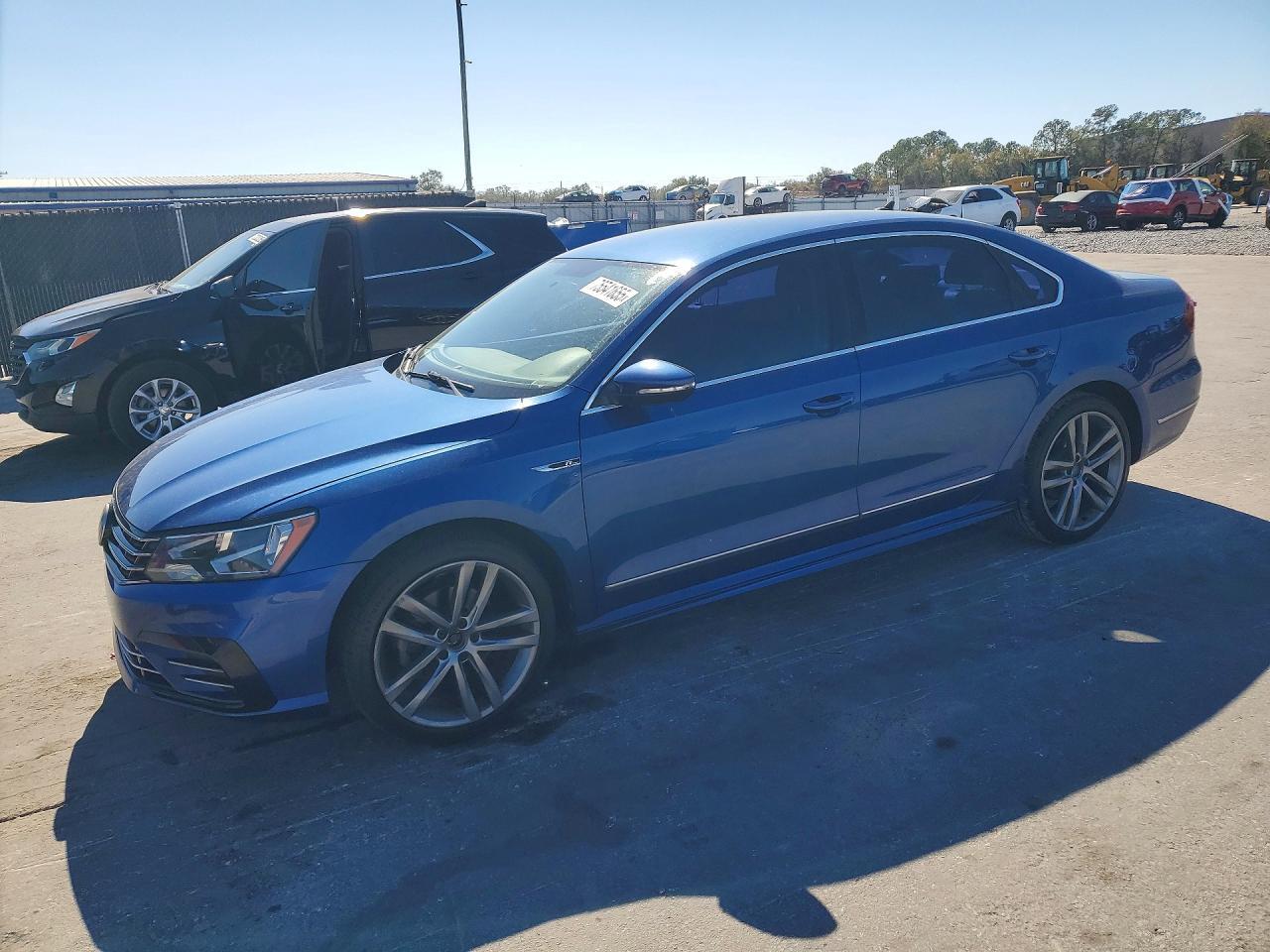 2017 Volkswagen Passat R-line