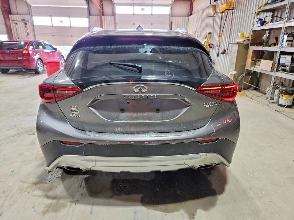 2017 Infiniti Qx30 Base