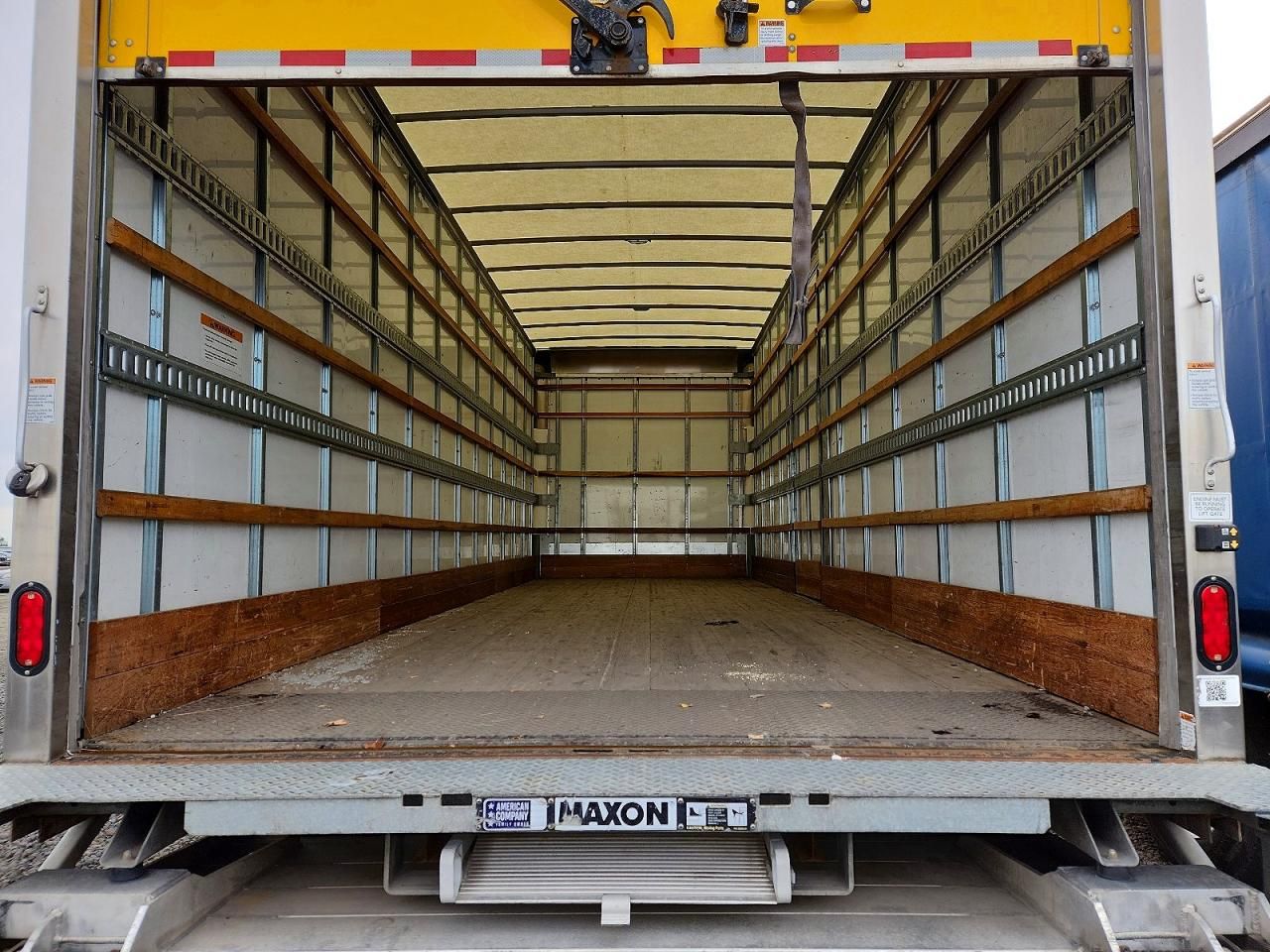 2022 International MV607 BOX Truck