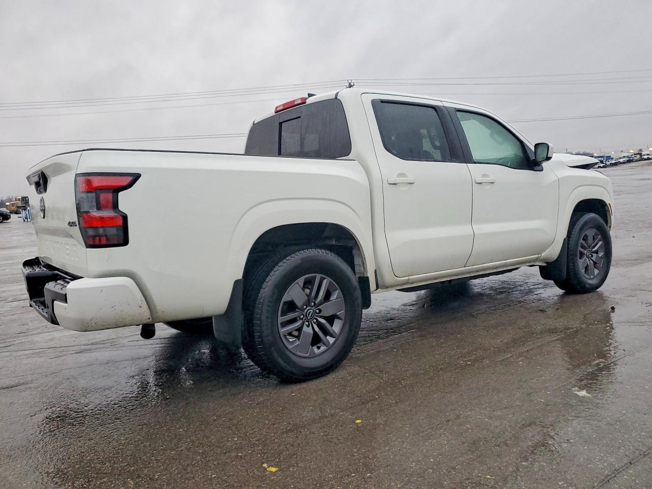 2025 Nissan Frontier s
