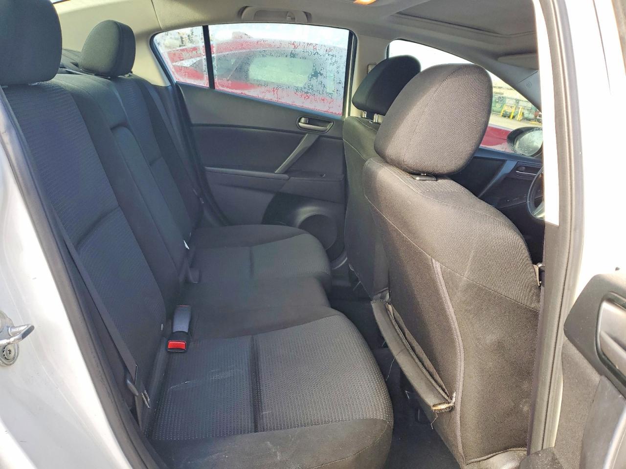 2012 Mazda 3 I