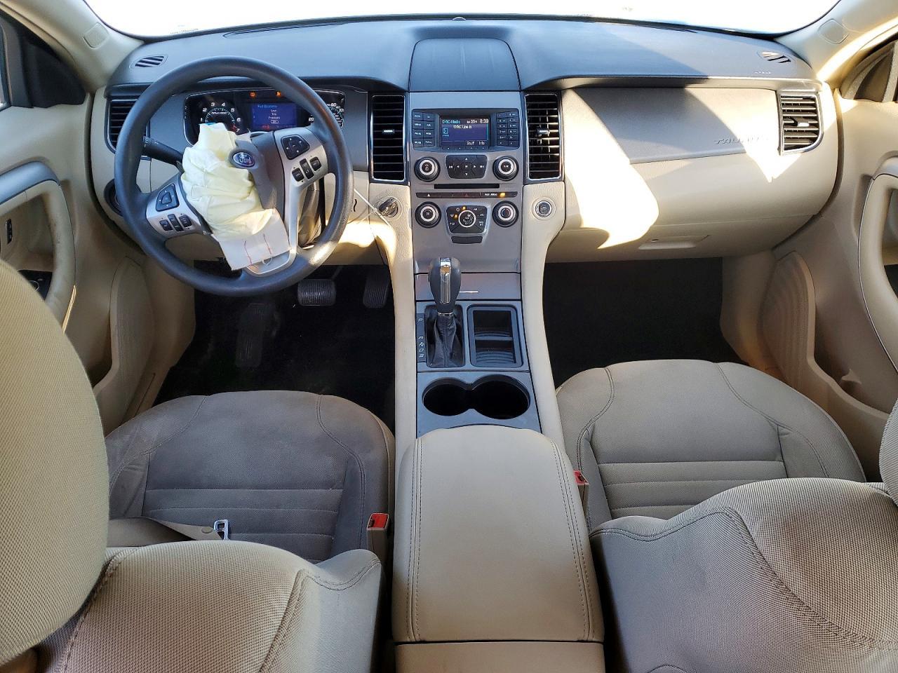2013 Ford Taurus se