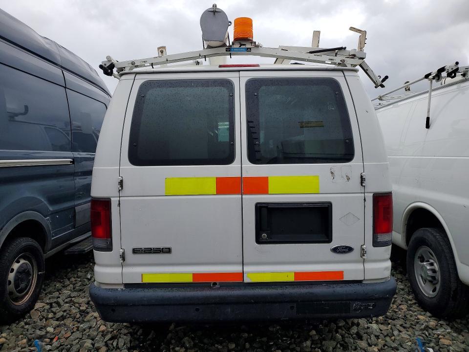 2010 Ford E250 Utility / Service Van