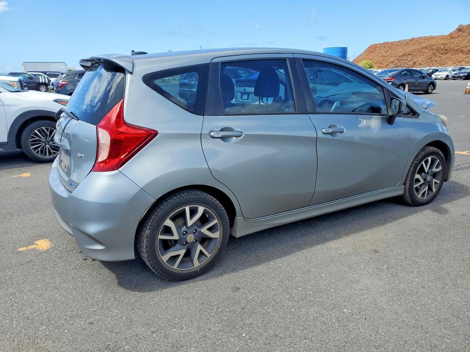 2015 Niss Versa Note