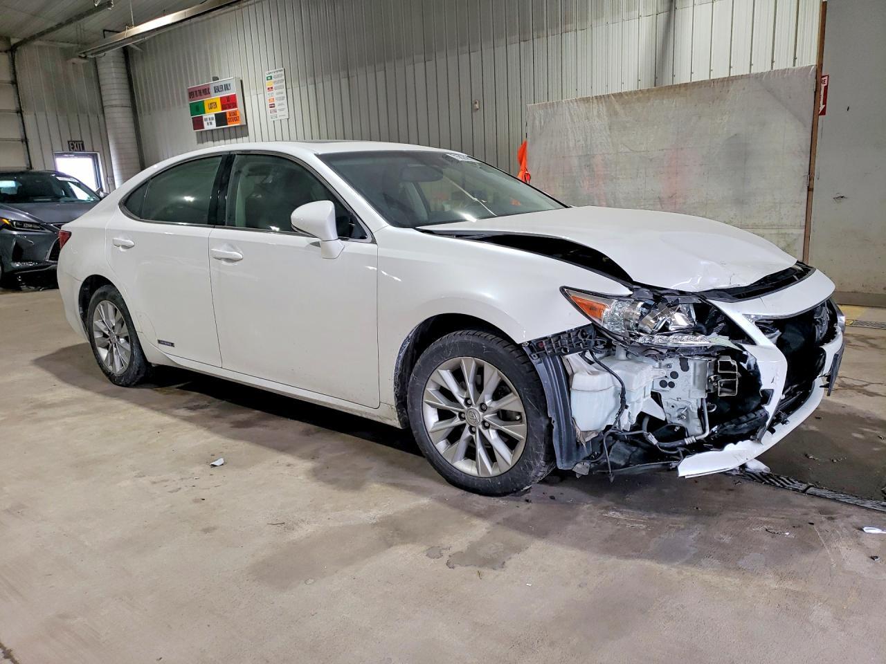 2015 Lexus Es 300h