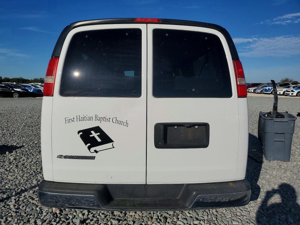 2017 Chevrolet Express G3500 LT