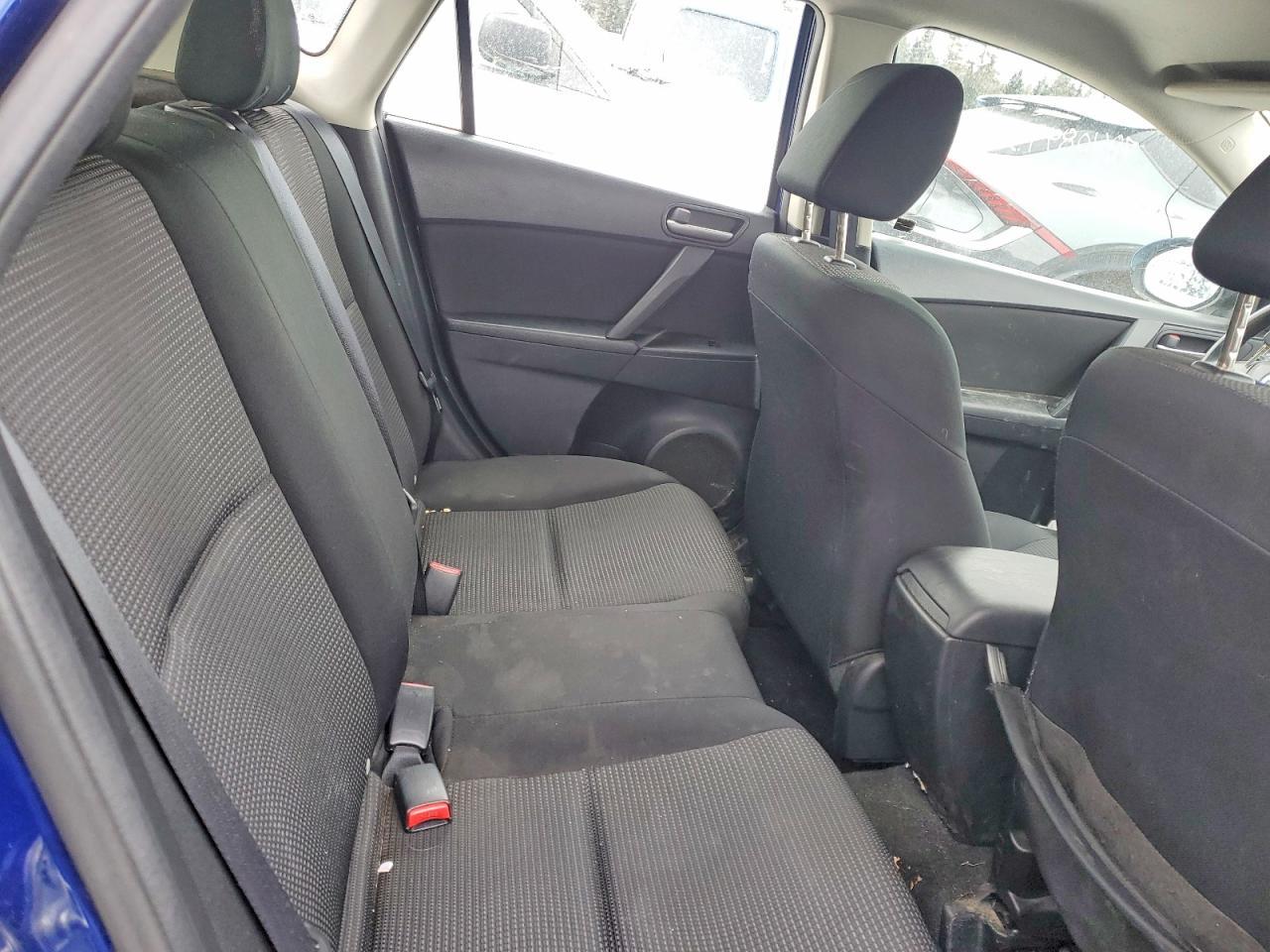 2012 Mazda 3 I