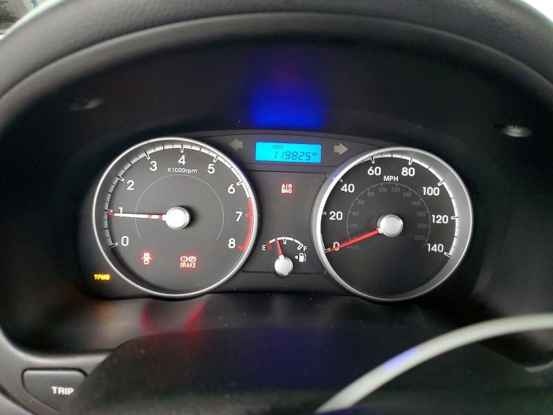 2010 Hyundai Accent Blue