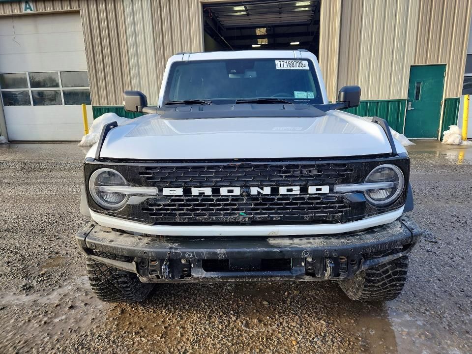 2023 Ford Bronco Base