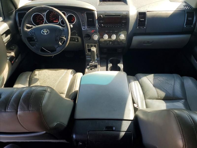 2013 Toyota Tundra Double cab SR5