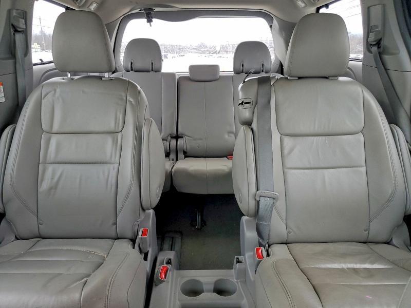 2019 Toyota Sienna xle 8-passenger