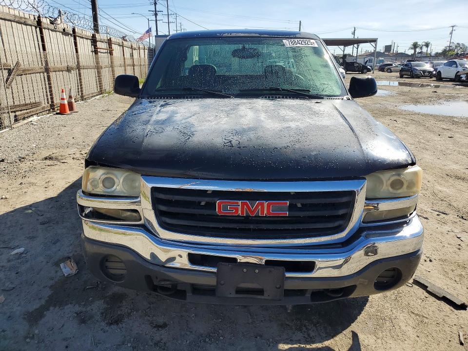 2004 GMC New Sierra C1500