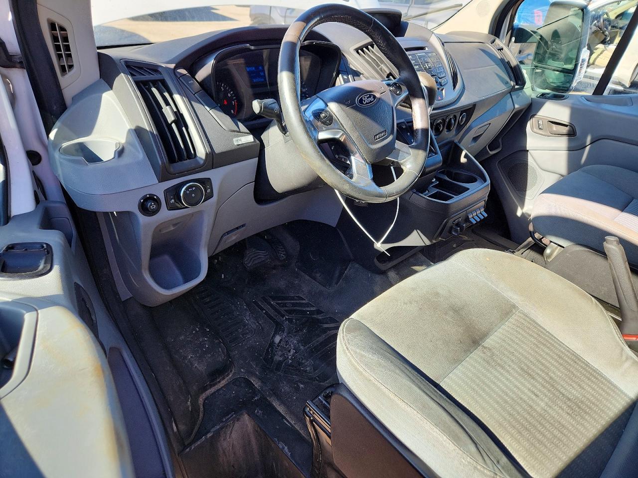 2016 Ford Transit Utility / Service Truck