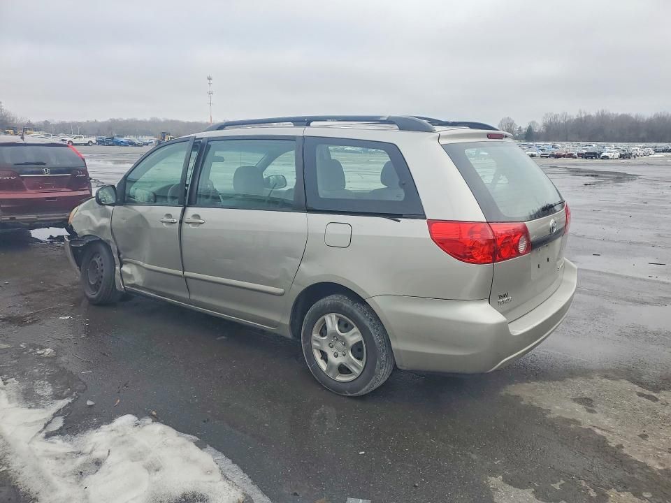 2009 Toyota Sienna ce