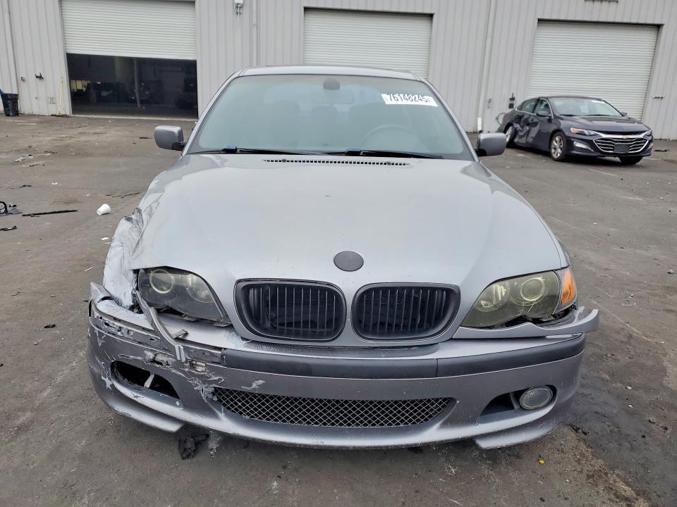 2005 BMW 330 i
