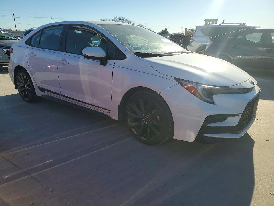 2025 Toyota Corolla se