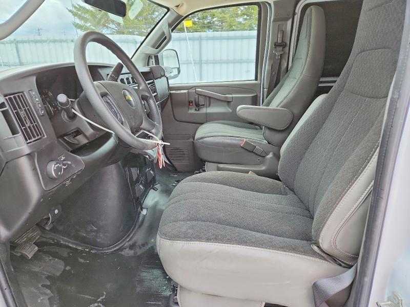 2024 Chevrolet Express G2500